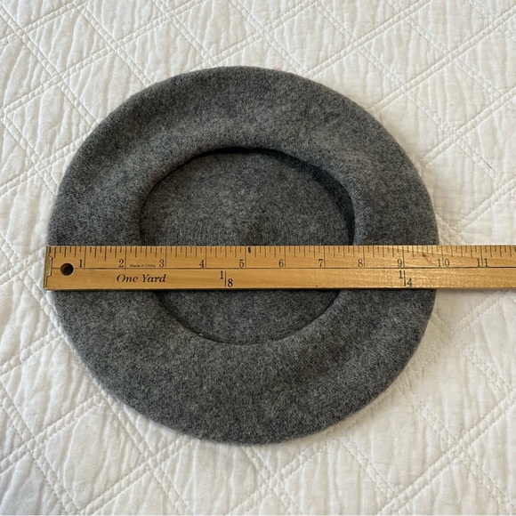 Vintage charcoal gray wool beret - Picture 4 of 6